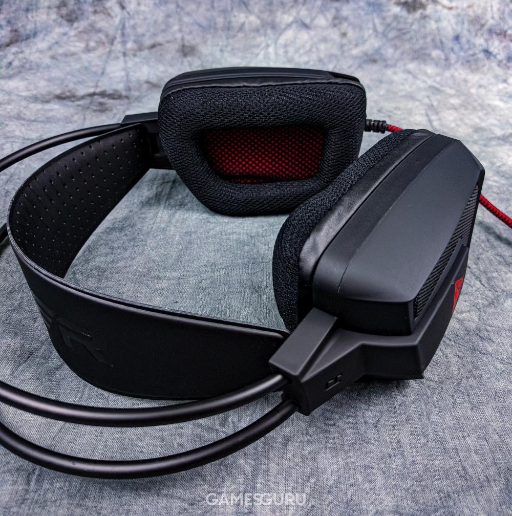 Słuchawki Viper Gaming V360 - widok ogólny z prawej