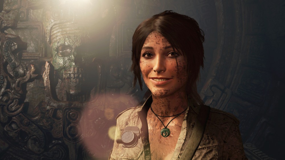 Uśmiechnięta Lara Croft z gry Shadow of the Tomb Raider