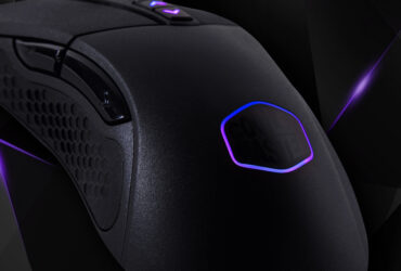 Grafika promocyjna z myszą Cooler Master MM530
