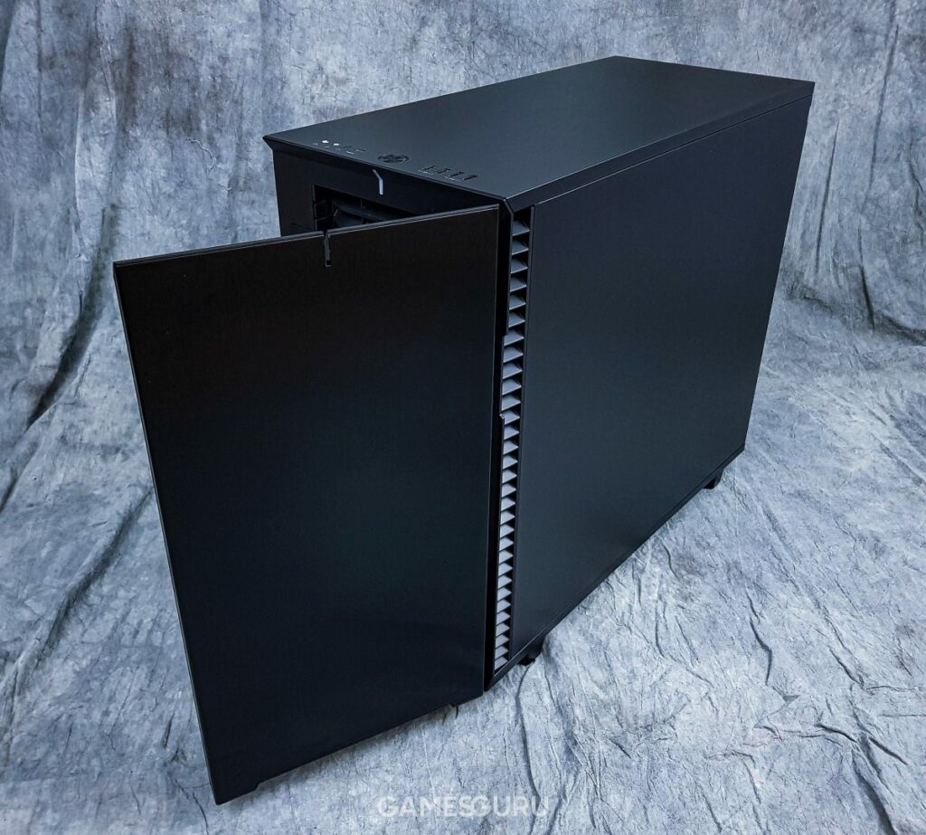 Drzwi Define 7