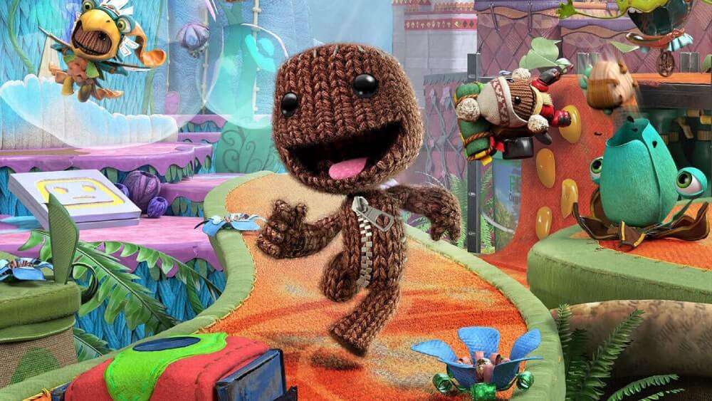 Graika z Sackboy: A Big Adventure, gry stworzonej przez Sumo Digital