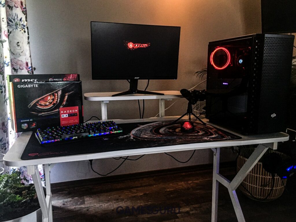 Recenzja Genesis Holm 320 RGB White - biurko z akcesoriami na blacie