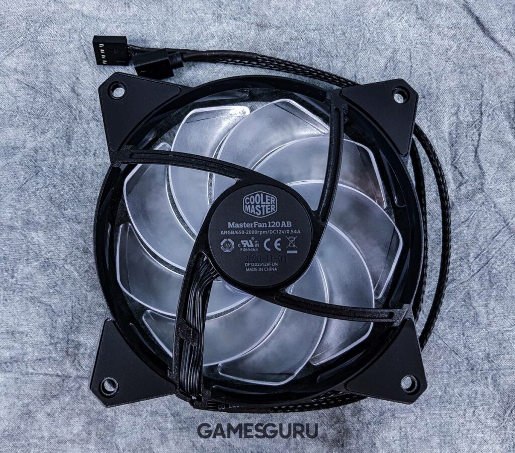 Test chłodzenia Cooler Master MasterLiquid ML360R RGB - rewers wentylatora