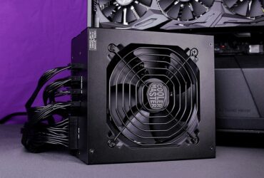 Test Cooler Master MWE Gold 750 V2 - zasilacz przy komputerze