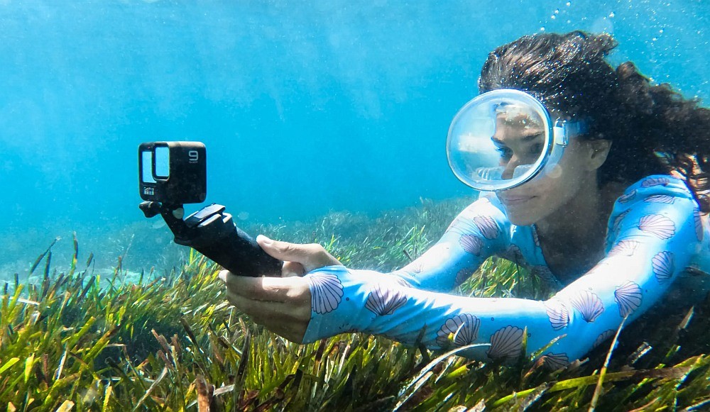 Gadżety na wakacje. Kamera GoPro Hero 9 pod wodą