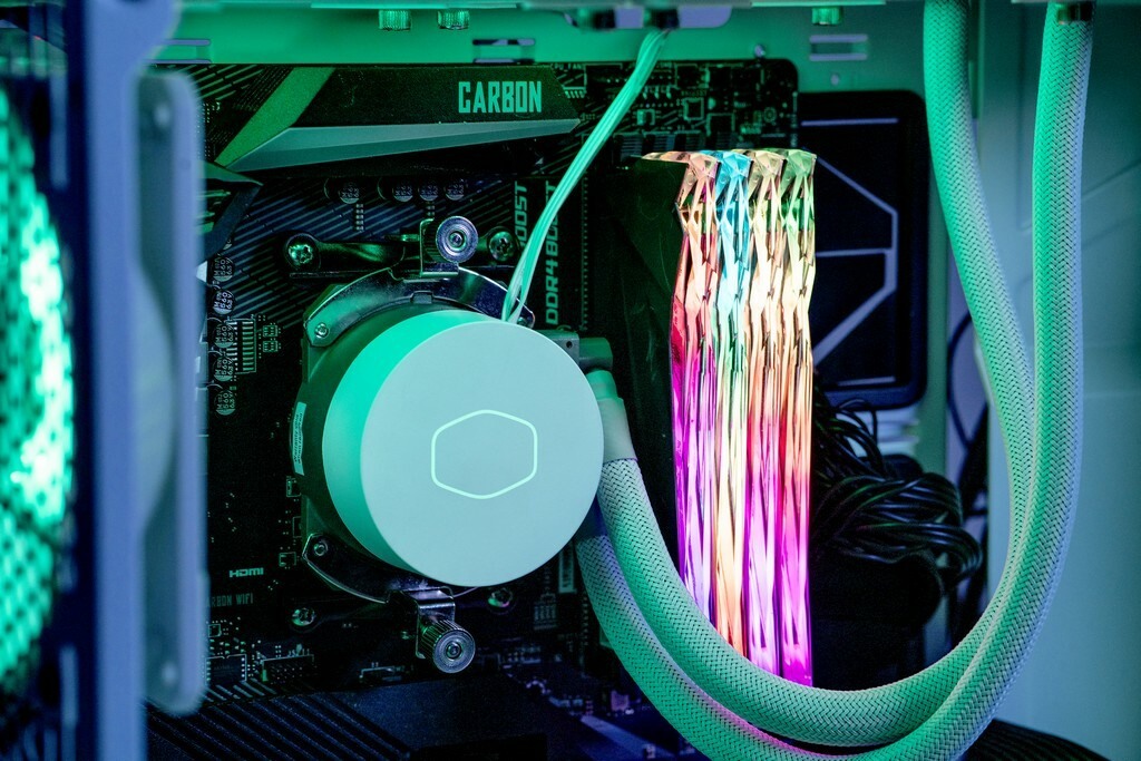 Test Cooler Master ML240L V2 RGB White i chłodzenie w obudowie