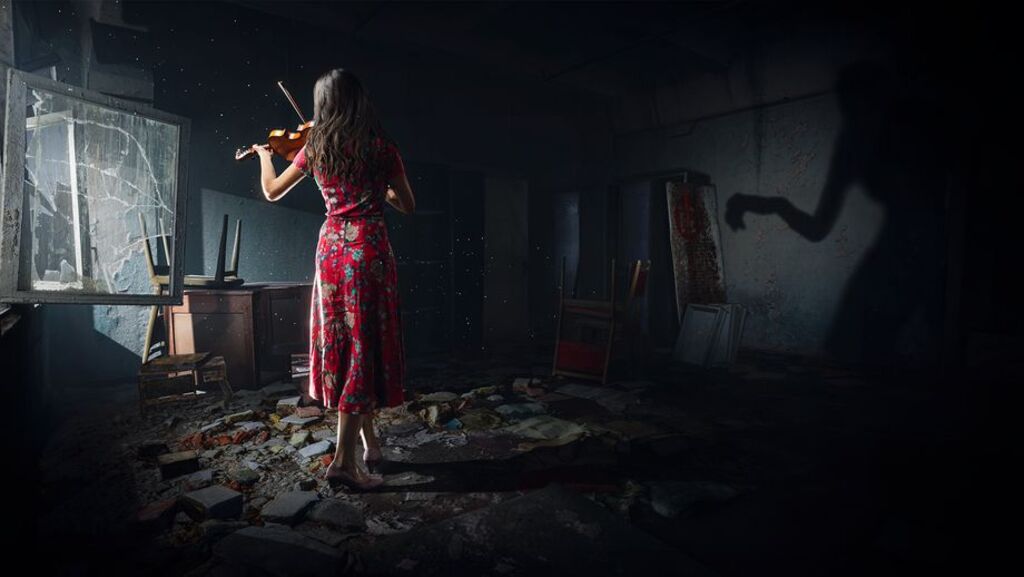 Kobieta grająca na skrzypcach w budynku z gry Chernobylite