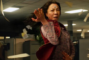 Michelle Yeoh w filmie Wszystko wszędzie naraz