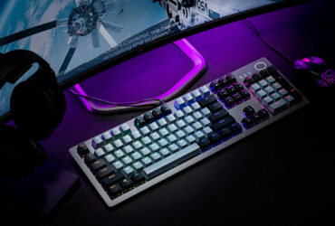 Model CK352 na biurku