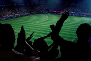 Radość na stadionie piłkarskim z premierowego trailera gry FIFA 22