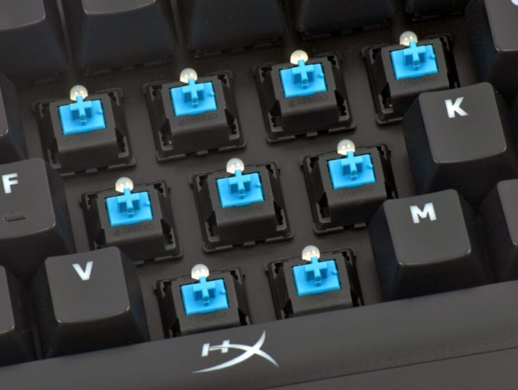 Przełączniki Cherry MX Blue w klawiaturze