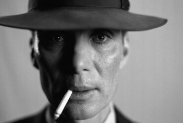 Cillian Murphy jako J. Robert Oppenheimer