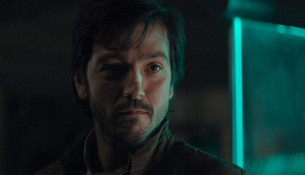 Diego Luna jako tytułowy bohater nowego serialu Andor z uniwersum Gwiezdnych Wojen
