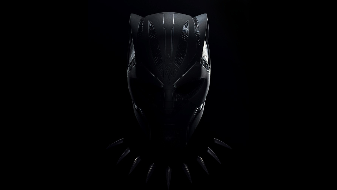 Plakat Black Panther: Wakanda Forever z pustą maską Czarnej Pantery