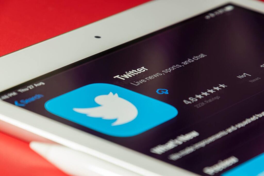 Twitter na telefonie
