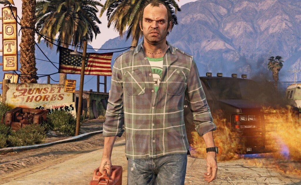 Trevor idący z kanistrem przed płonącym budynkiem w GTA 5