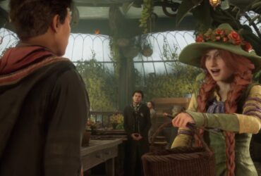 Główny bohater Hogwarts Legacy stojący przed nauczycielką botaniki i magicznych roślin