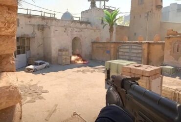 Gracz celujący z AK-47 w tunel w Counter-Strike 2