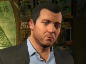 Michael z GTA 5 na zbliżeniu podczas rozmowy