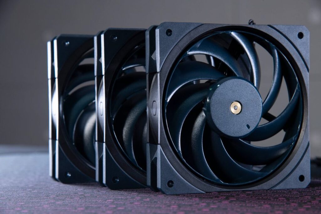 Wentylatory Cooler Master Mobius 120 OC