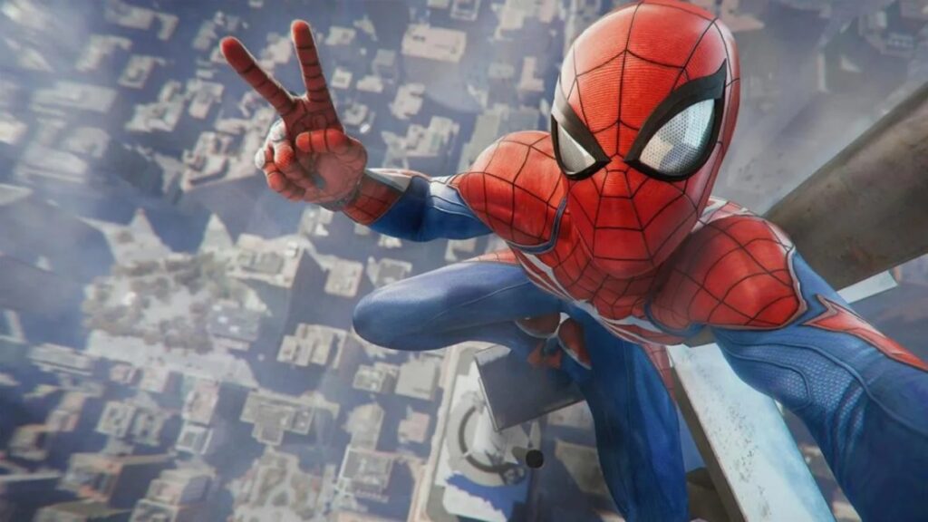 Spider-Man robiący selfie na szczycie dużego budynku w grze Marvel's Spider-Man