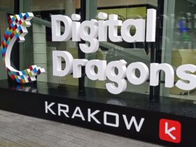 Logo Digital Dragons przed Centrum Kongresowym ICE w Krakowie
