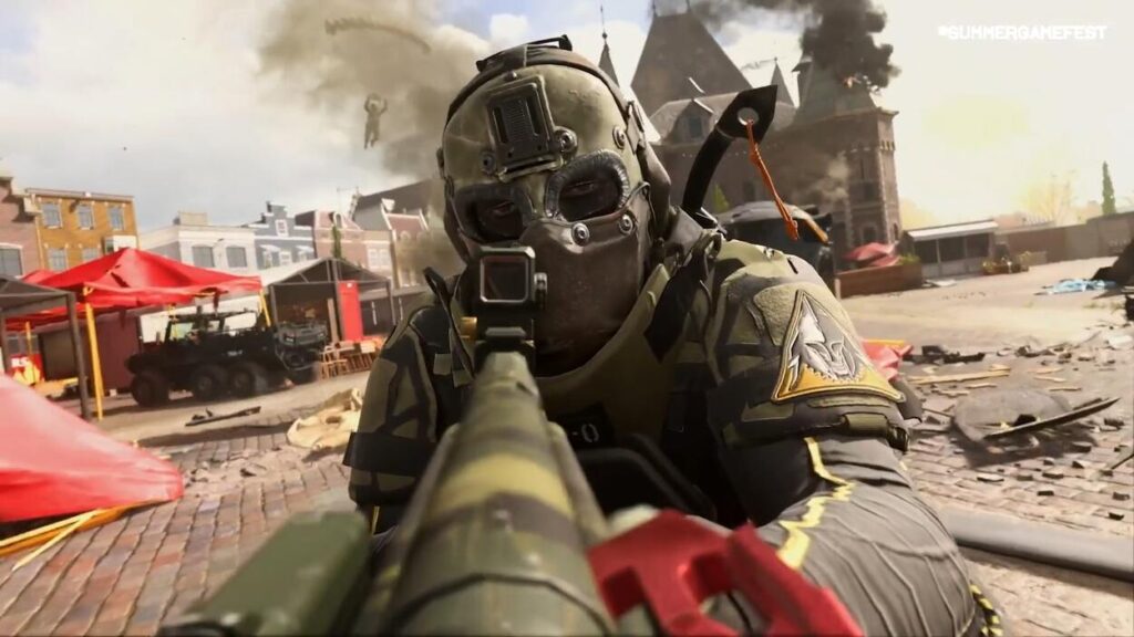 Uzbrojony żołnierz na nowej mapie Vondel w Call of Duty: Modern Warfare 2