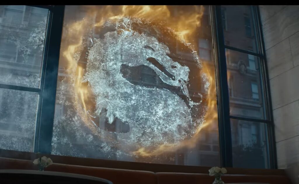 znak mortal kombat w nowym trailerze