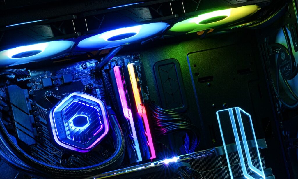 Chłodzenie Cooler Master MasterLiquid Atmos 360 z ARGB w obudowie