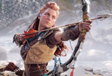 Aloy mierząca z łuku