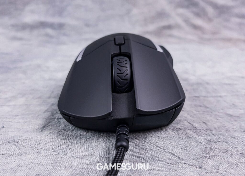 Mysz SteelSeries Rival 5 od przodu